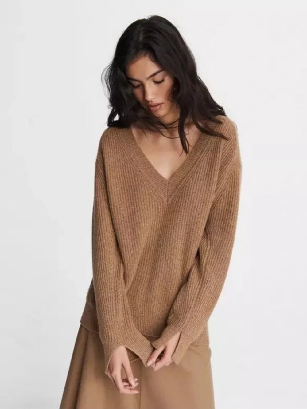 Rag And Bone Camel Heather 100% Cashmere Knit V Neck Pierce Sweater
